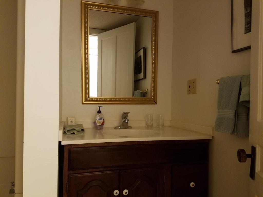 1860 House Inn And Rental Home Essex Esterno foto